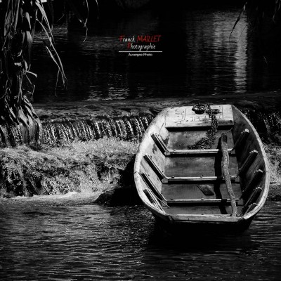 barque isle sur la sorgue