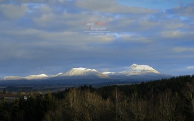 panorama chaîne des Puys neige