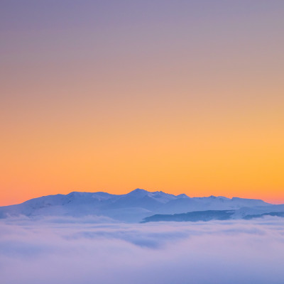 Douceur d'une mer de nuage au sunset